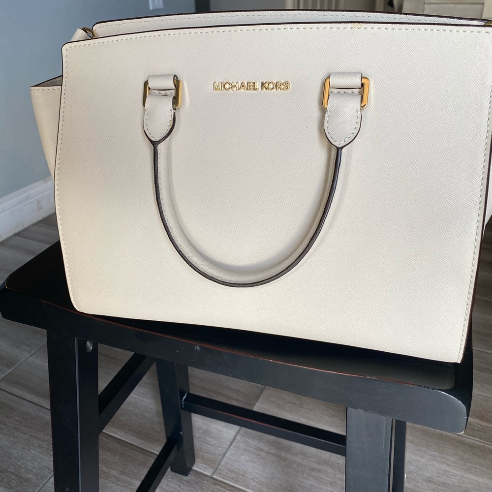 Michael Kors Selma Satchel